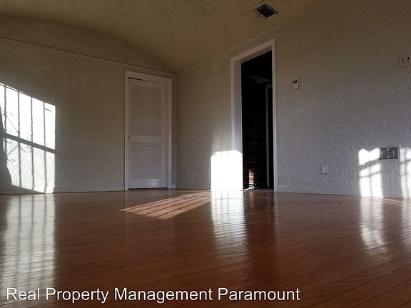 3rd image of 1417 W 89th St