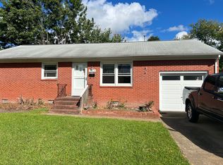 3002 Butternut Dr, Hampton, VA 23666