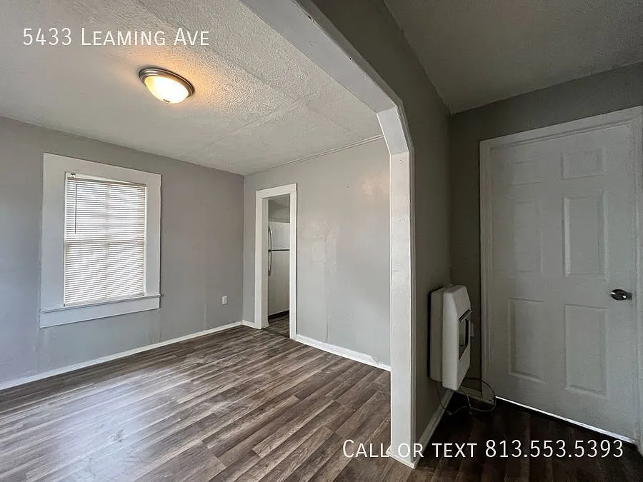 Coming soon - 2 Bed, 1 bath rental available in Jacksonville — Photo 2