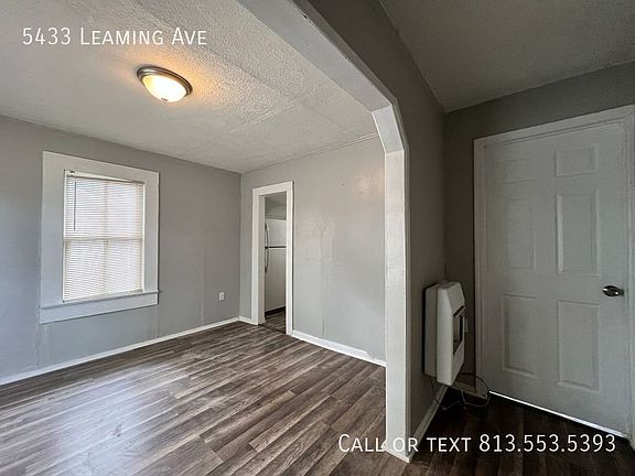 2nd image of 5433 Leaming Ave