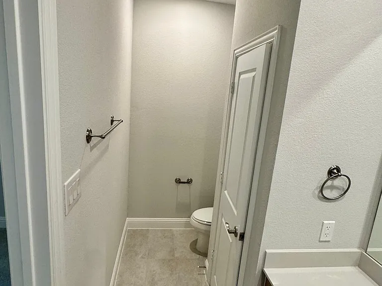 2930 Eleanor Dr — Photo 25