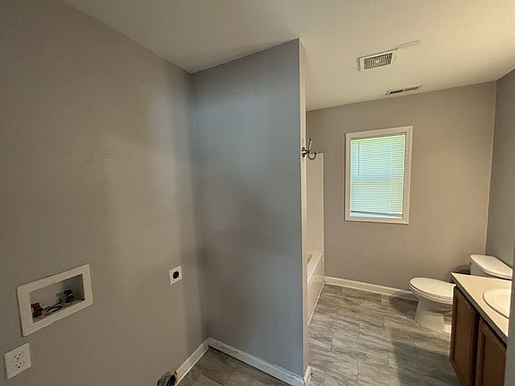 4th image of 8345 Center Dr #8355