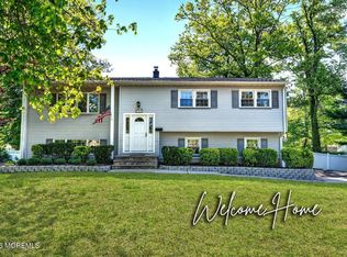 33 Bayberry Lane, New Monmouth, NJ 07748