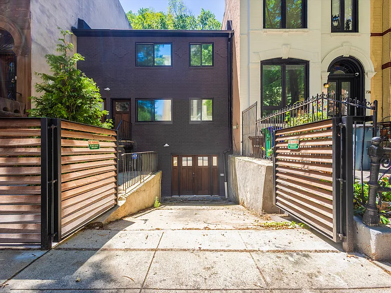 776 Putnam Ave #1 — Photo 16
