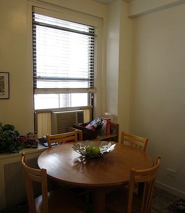 2nd image of 900 W End Ave APT 16A