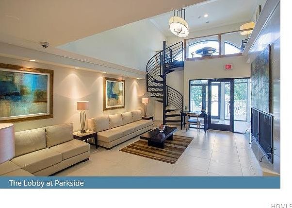 1st image of 2519 Round Pointe Dr