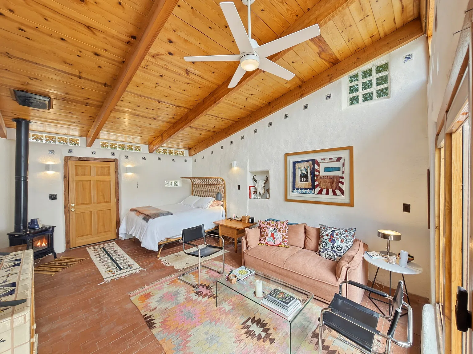Studio, $2,450 — Photo 1
