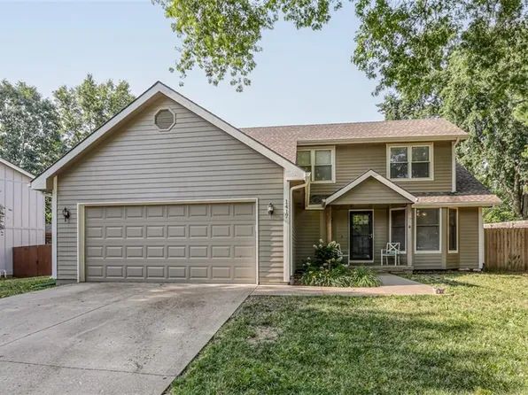 1417 Andrea Dr, Liberty, MO 64068