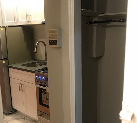 5th image of 115 E 27th St APT 1C