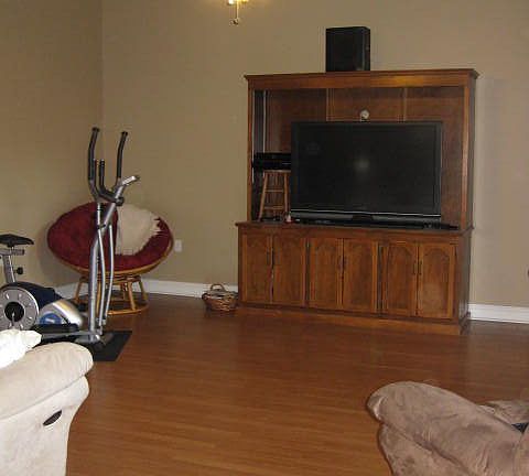 4th image of 237 Ciera Dr