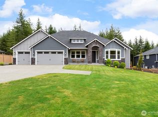 5560 Skyfall Pl NW, Bremerton, WA