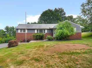 15 Starview Dr, Hillsborough, NJ 08844