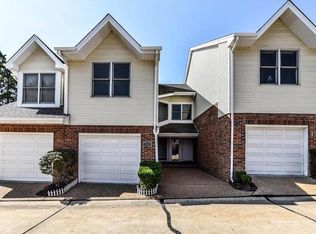 9815 Schelde Dr, Saint Louis, MO 63126