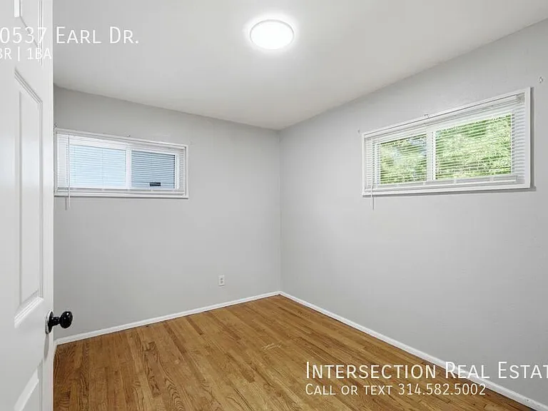 10537 Earl Dr — Photo 14