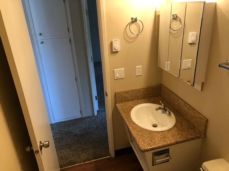 Coolidge Fourplex — Photo 15