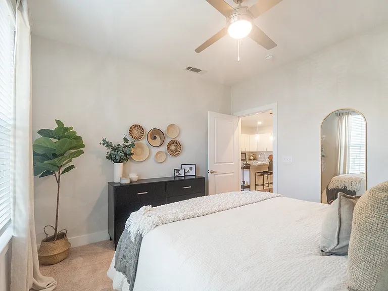 Madison Ridge — Photo 10
