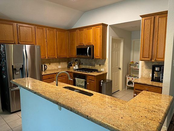 5th image of 4452 Riptide Ln