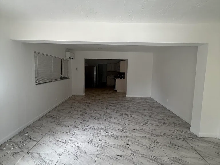 6315 SW 32nd St — Photo 4