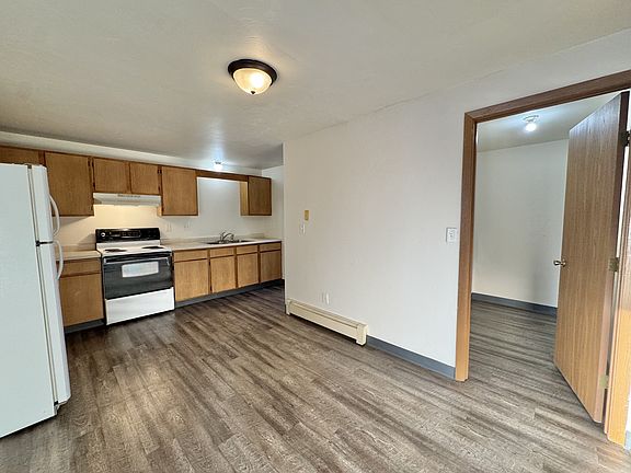5th image of 311 Leeland St