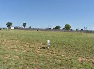 403 Choctaw Ave, Geronimo, OK 73543