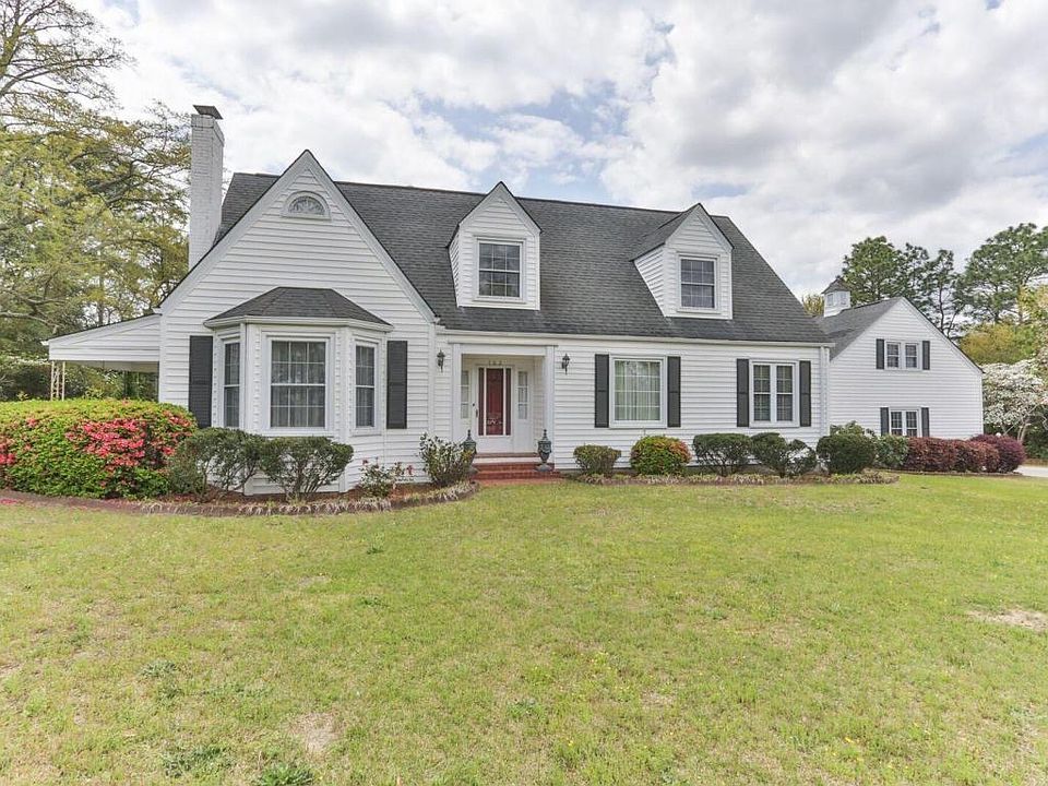 1st image of 102 Dogwood Ln