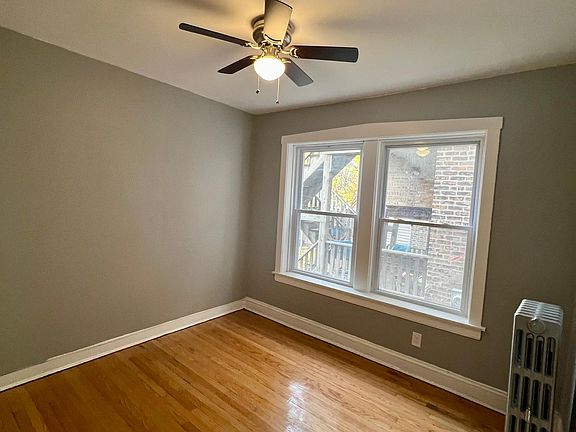 4th image of 5418 S Hermitage Ave #1