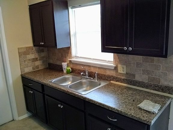 4th image of 5118 Edgemoor St