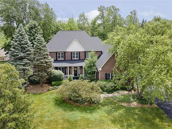 2nd image of 8931 Summer Estate Dr