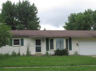 225 Valley Vista Dr SE, Lowell, MI 49331