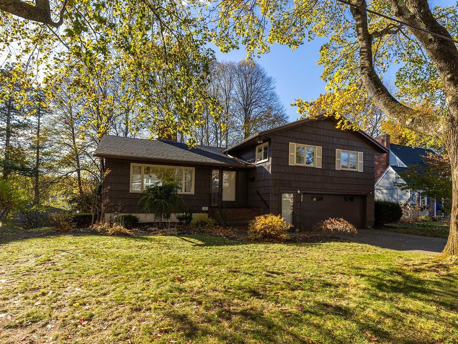 221 Hillside Drive, Portsmouth, NH 03801 | Zillow