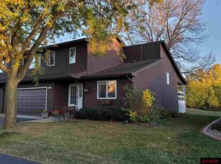 157 Terrace Vw E, Mankato, MN 56001