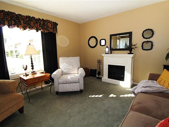 4th image of 6960 S Parkway Dr #6960