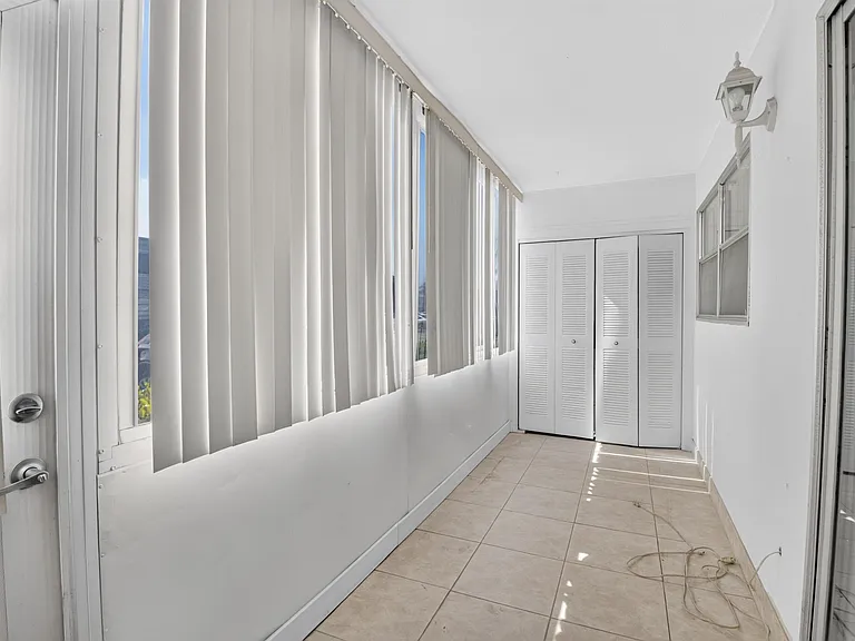 449 Monaco Park #J — Photo 19