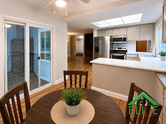 2nd image of 2901 Davenport Way