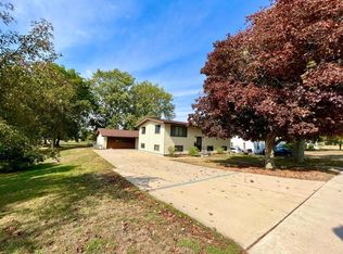 411 Main St S, Stewartville, MN 55976