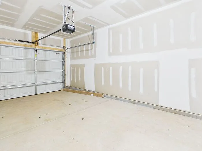 311 E Kings Dr #4 — Photo 27