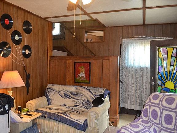3rd image of 1063 Fairbanks Pl