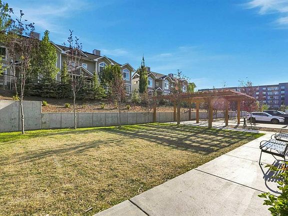 2nd image of 60 S Skyview Ranch Rd NE #3218