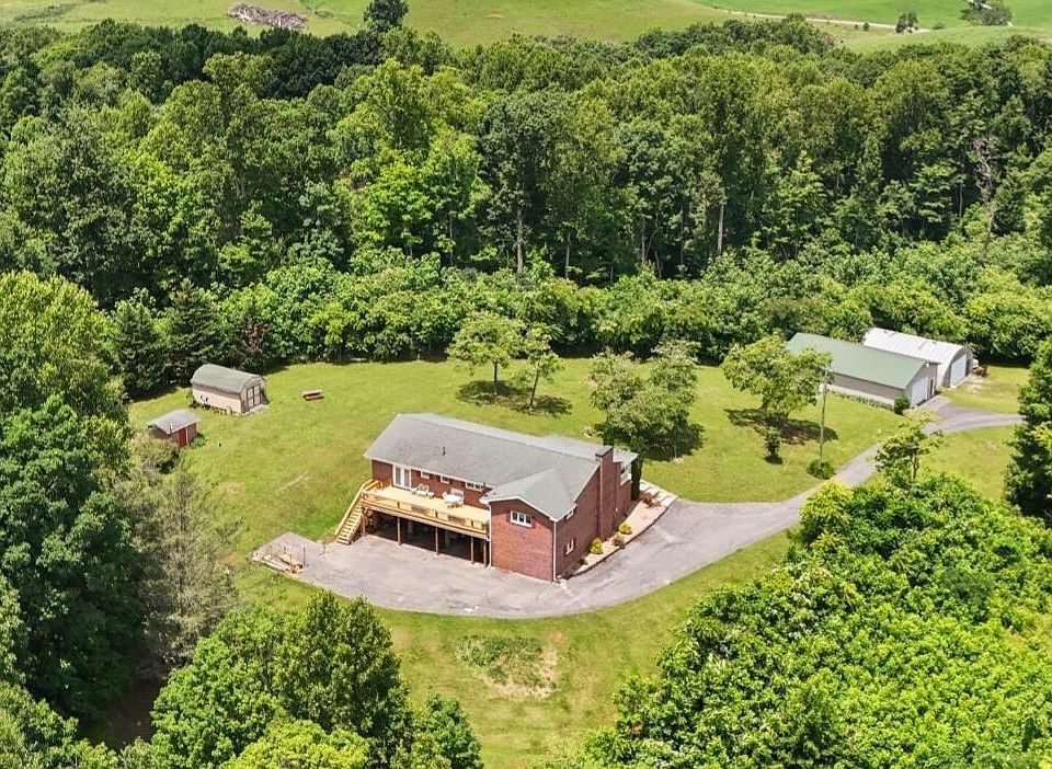 1st image of 456 Brentwood Private Dr