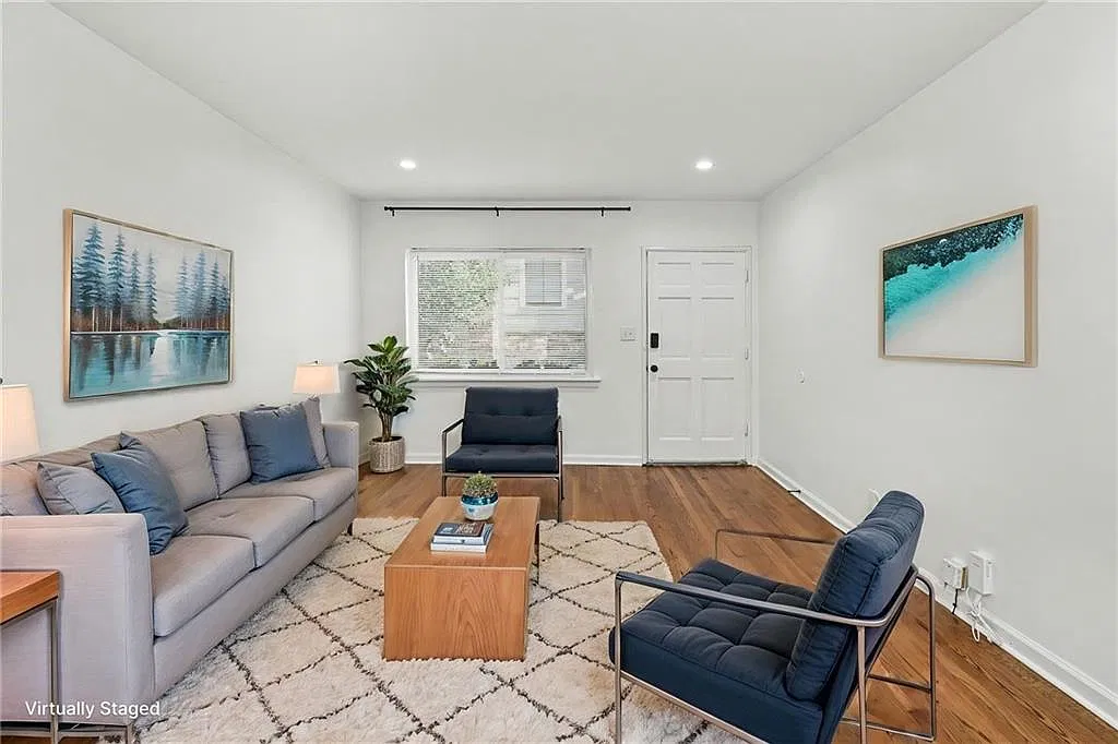 2 bed, 1.0 bath, 816 sqft, $2,350 — Photo 4