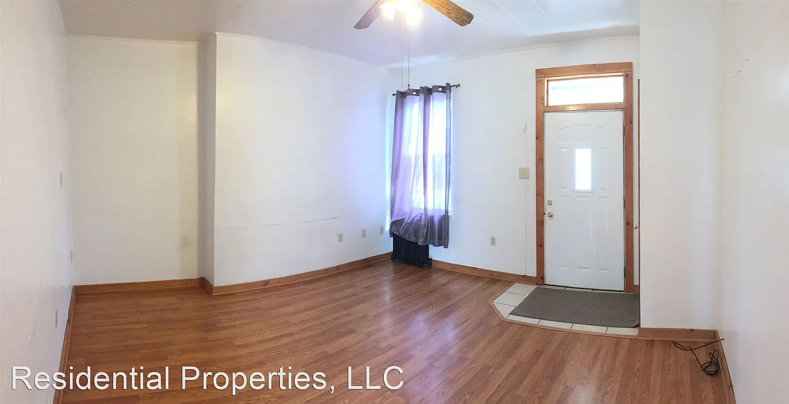 4317 Willow St #4319 photo 1