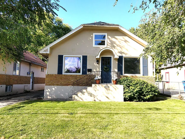 433 E Center St — Photo 12