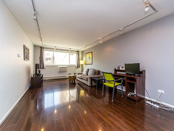 5th image of 5854 N Kenmore Ave APT 2F