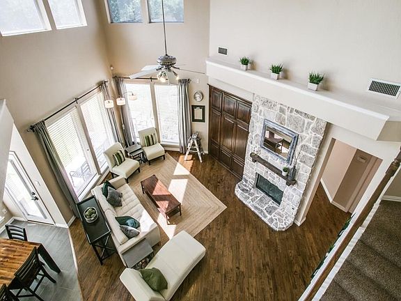 5th image of 1820 Darnell Cir