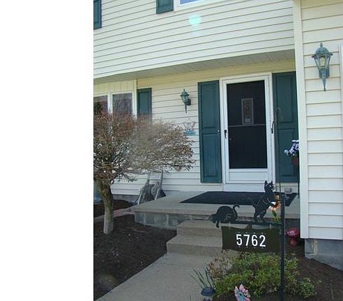2nd image of 5762 Marine Pkwy