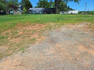 30 Midway St, Pittsboro, NC 27312