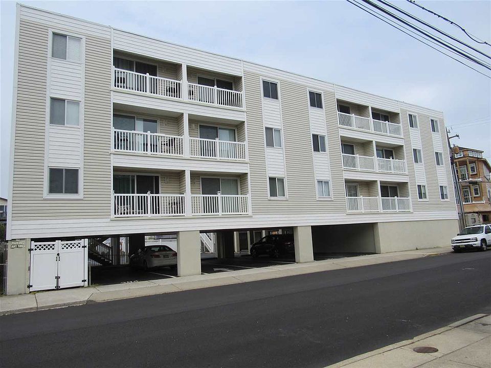1st image of 26 42nd St Unit 206