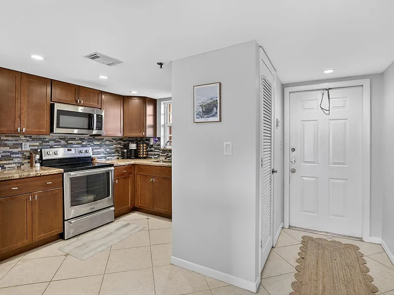 3001 W Rolling Hills Cir #501 — Photo 5