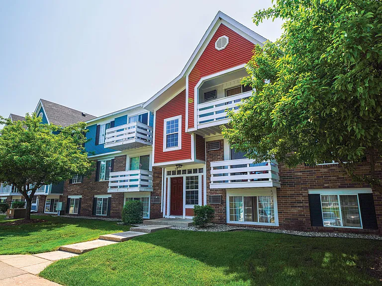 Apple Ridge Apartments — Photo 42