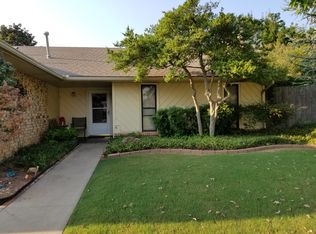 3030 NE Lancaster Ln, Lawton, OK 73507